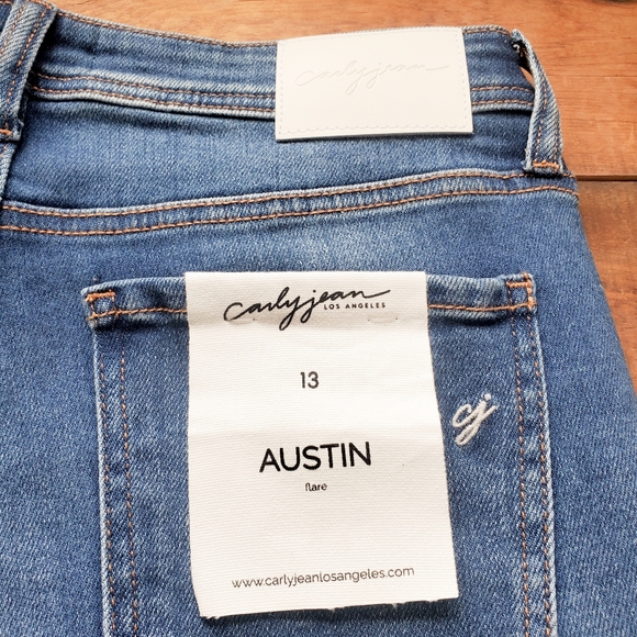 NWT Carly Jean Los Angeles Austin Flare Jeans Medium Wash 31×33 (CJLA size 13) - Picture 11 of 14